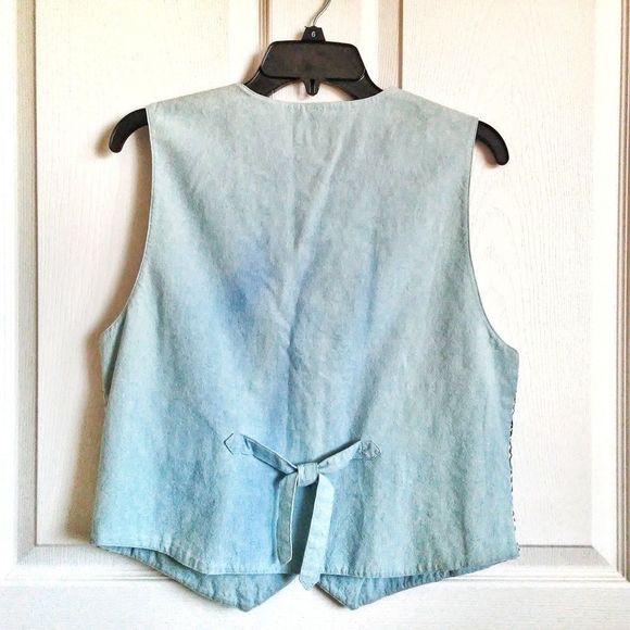 🎉 SOLD 🎉 Vintage Talbots Embroidered Flower Sleeveless Vest - Picture 2 of 5